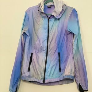 Bench. Urban wear rain coat cotton candy ombré
